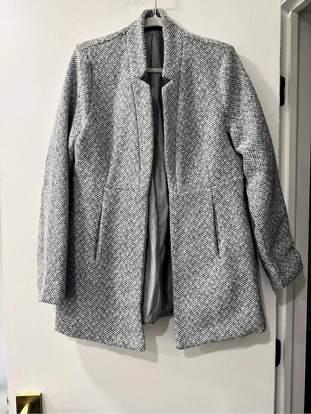 VICI Women's Houndstooth Coat Size Medium Like New
